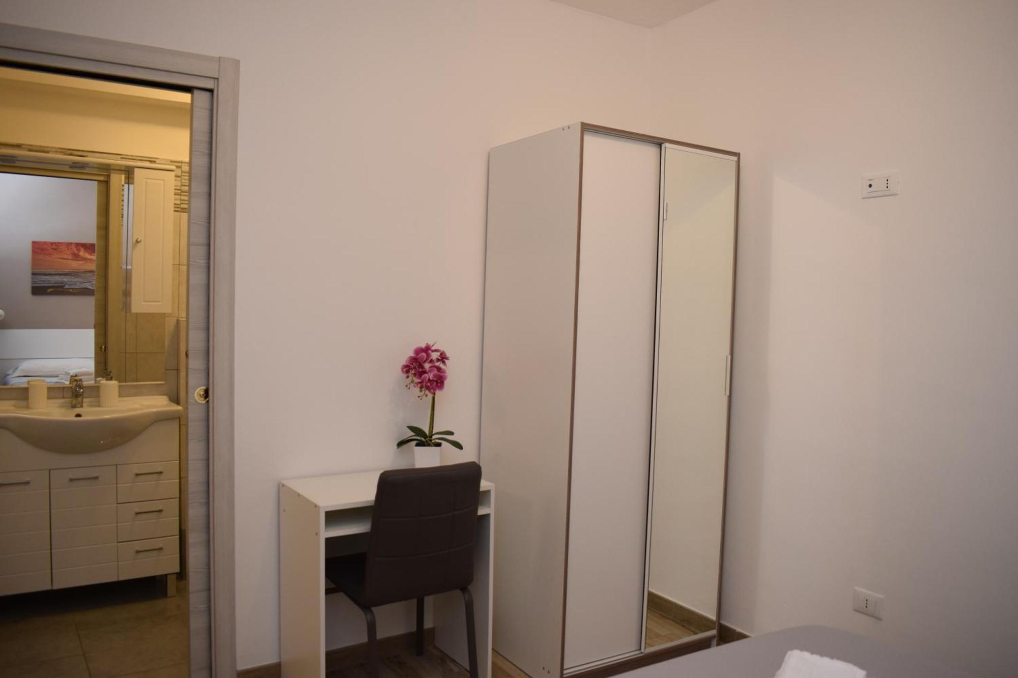 Sbiriddu'S House Apartment ตาออร์มินา ภายนอก รูปภาพ