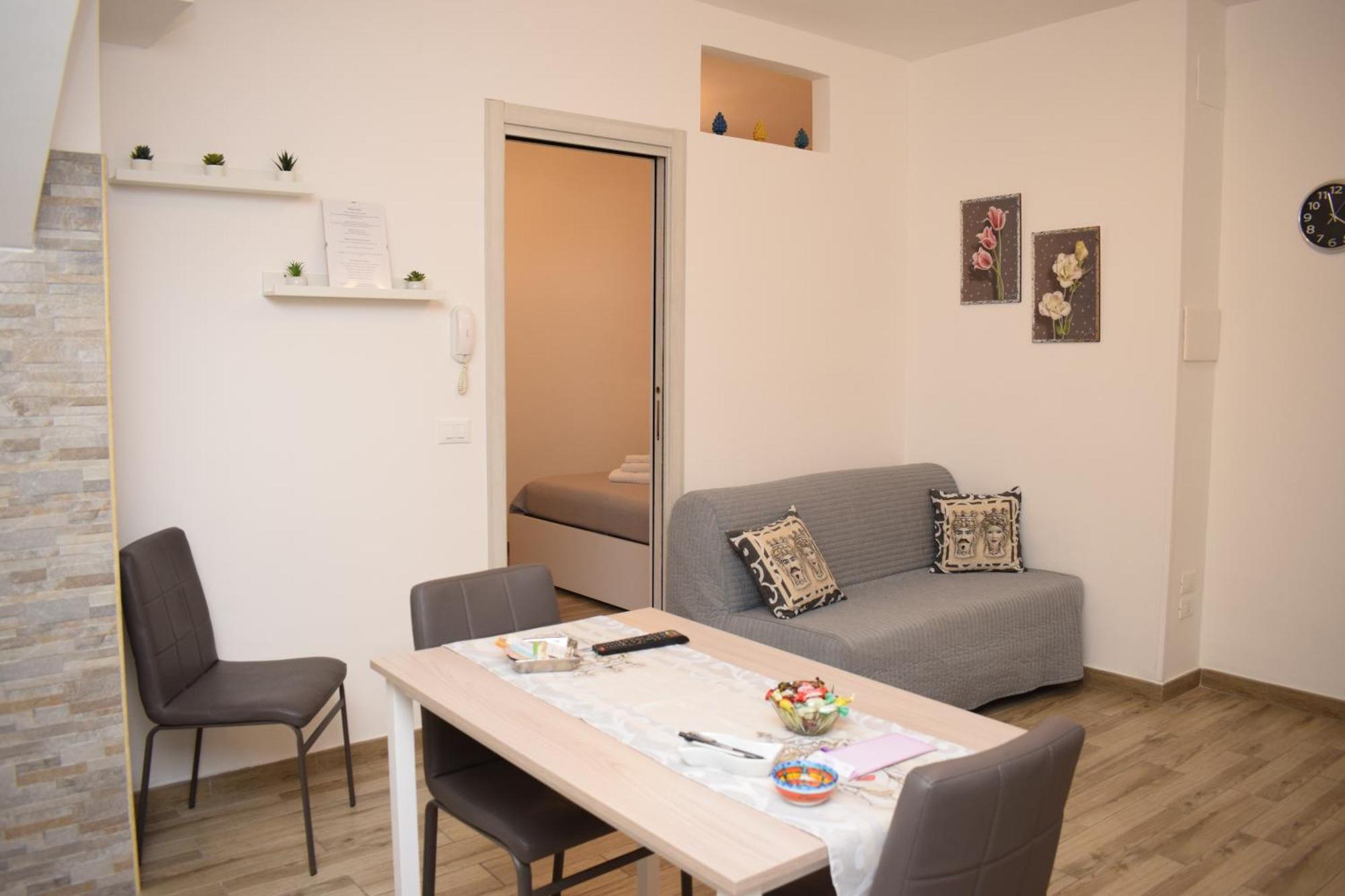 Sbiriddu'S House Apartment ตาออร์มินา ภายนอก รูปภาพ