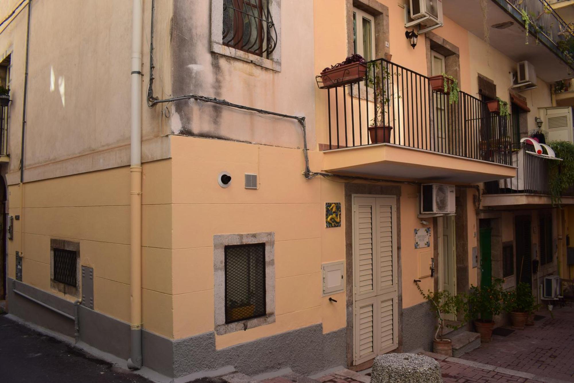 Sbiriddu'S House Apartment ตาออร์มินา ภายนอก รูปภาพ